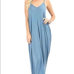 WHO DOESN’T LOVE A DRESS WITH POCKETS?!?